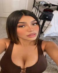 26 Year Average Brazilian Escort Melinda IN Dunedin