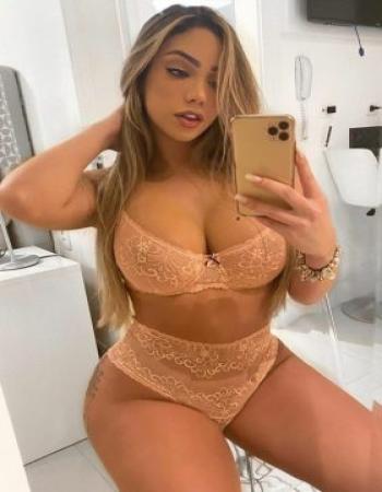 Miss Maya Female Escort For Swallow at Discretion Service IN New Zealand